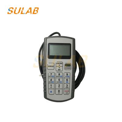 Strumenti di prova per ascensori e strumenti di servizio per la lettura dei codici di errore, modifica dei parametri e esecuzione delle prove