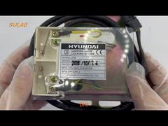 Dispositivo di blocco della porta dell'ascensore Contatto mobile Gancio del vano ascensore Dispositivo della porta del piano Blocco della porta dell'ascensore